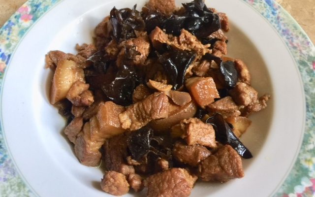 Chinese Pork and Muknee