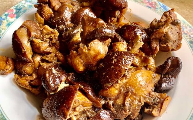 Jamaican-Chinese Chicken and Dungoo (Chinese Mushrooms)